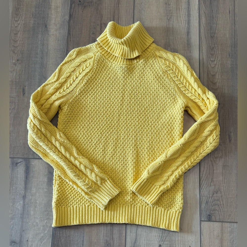 Ralph Lauren Turtleneck Yellow Knit Sweater Size Medium